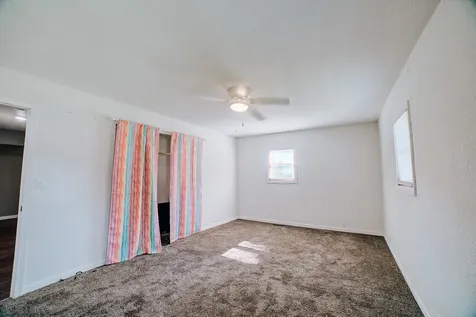 835 East Locust Street Watseka IL 60970