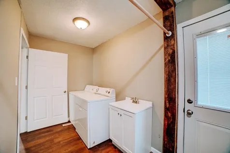 835 East Locust Street Watseka IL 60970