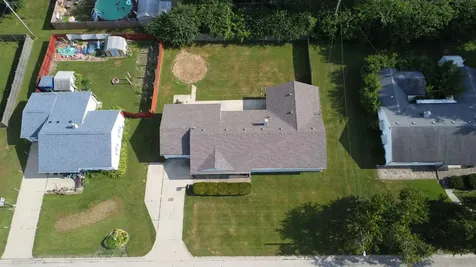 835 East Locust Street Watseka IL 60970