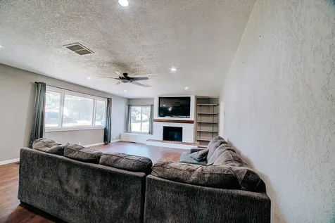 835 East Locust Street Watseka IL 60970