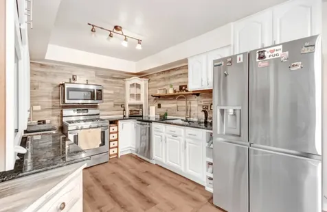 721 Tipperary Court Schaumburg IL 60193