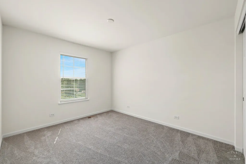 8962 Pearsall Drive Huntley IL 60142