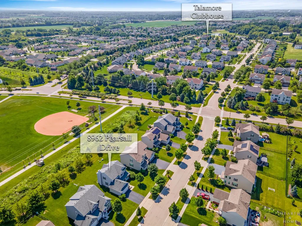 8962 Pearsall Drive Huntley IL 60142