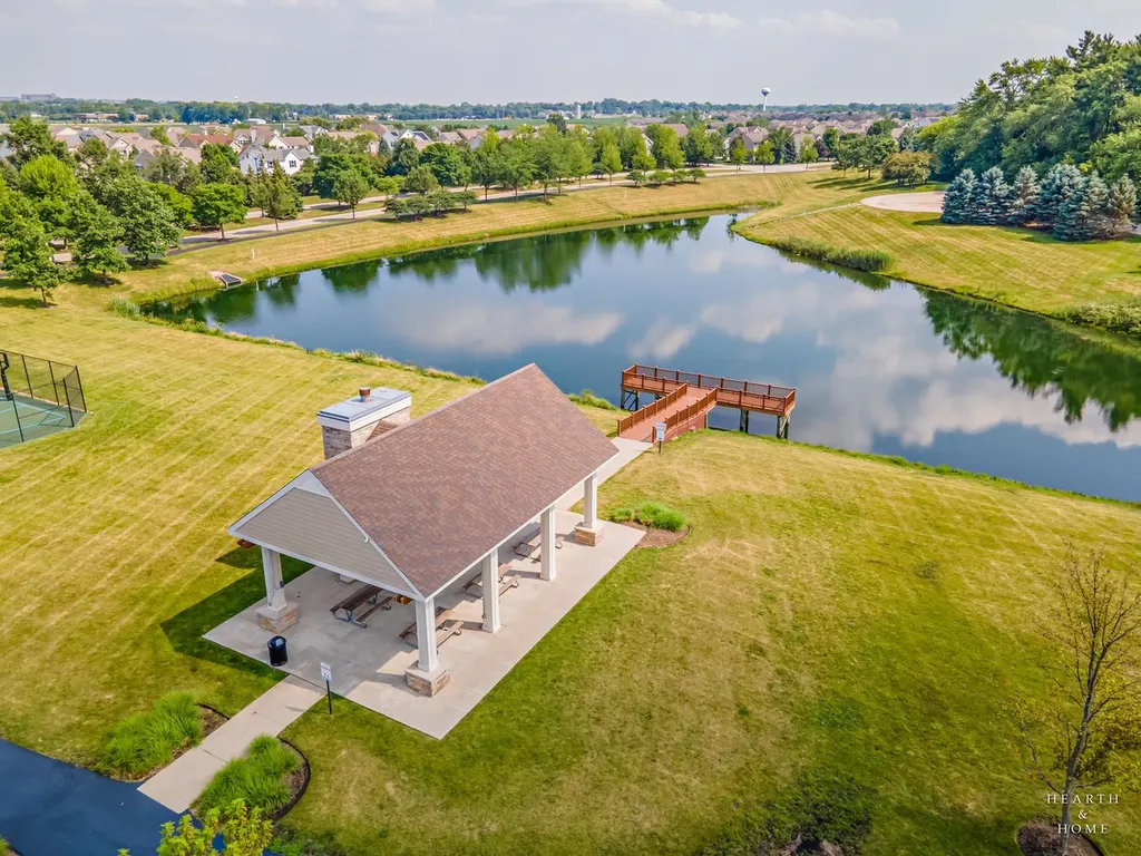 8962 Pearsall Drive Huntley IL 60142