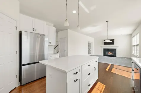 8962 Pearsall Drive Huntley IL 60142