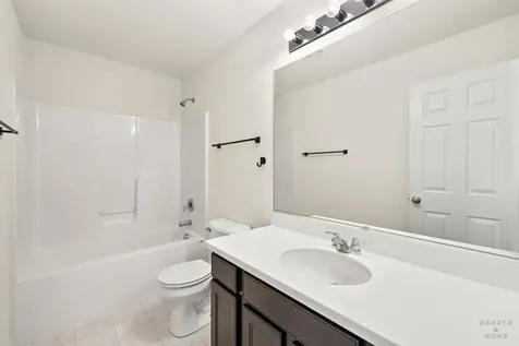 8962 Pearsall Drive Huntley IL 60142