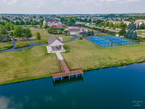 8962 Pearsall Drive Huntley IL 60142