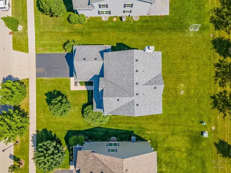 8962 Pearsall Drive Huntley IL 60142
