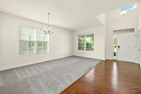 8962 Pearsall Drive Huntley IL 60142