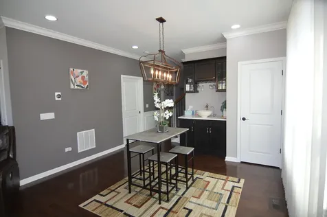 124 Roman Lane Hawthorn Woods IL 60047