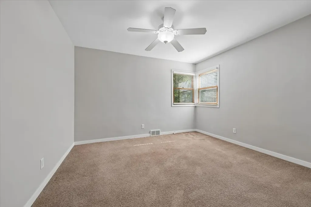 110 West 12th Avenue Naperville IL 60563