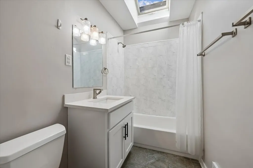 110 West 12th Avenue Naperville IL 60563