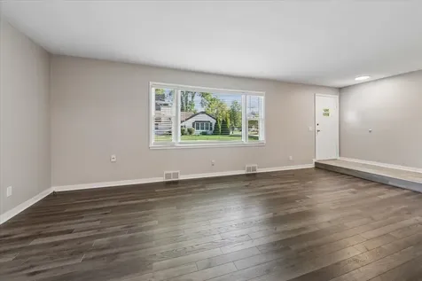 110 West 12th Avenue Naperville IL 60563
