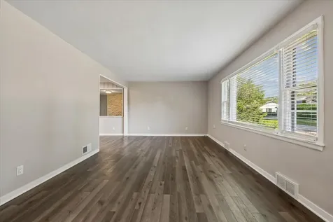 110 West 12th Avenue Naperville IL 60563