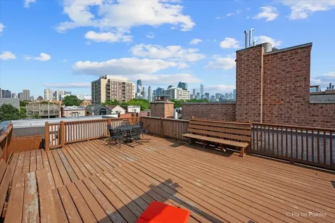 1407 North Mohawk Street Chicago IL 60610