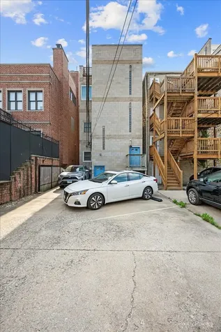 1407 North Mohawk Street Chicago IL 60610