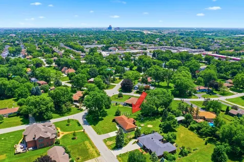 619 Oneida Drive Schaumburg IL 60193
