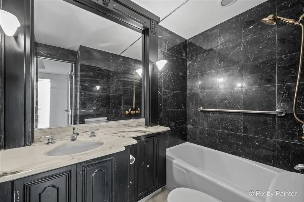 860 North Lake Shore Drive Chicago IL 60611