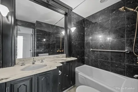 860 North Lake Shore Drive Chicago IL 60611
