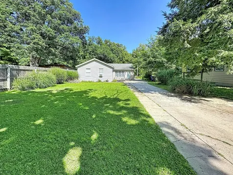 1216 54TH Street Court Moline IL 61265