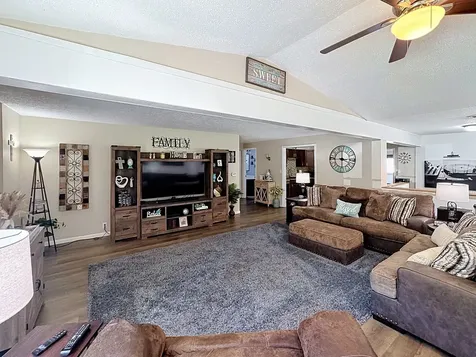 1216 54TH Street Court Moline IL 61265