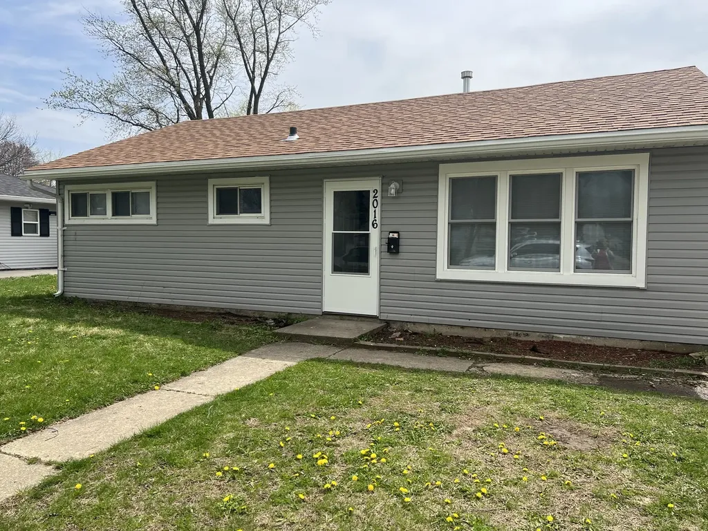 2016 Capri Avenue Joliet IL 60436
