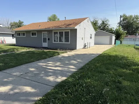 2016 Capri Avenue Joliet IL 60436