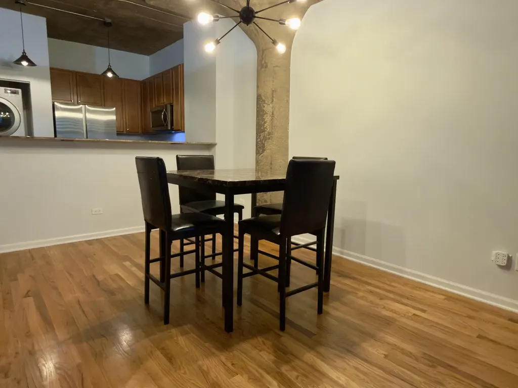 1070 West 15th Street Chicago IL 60608