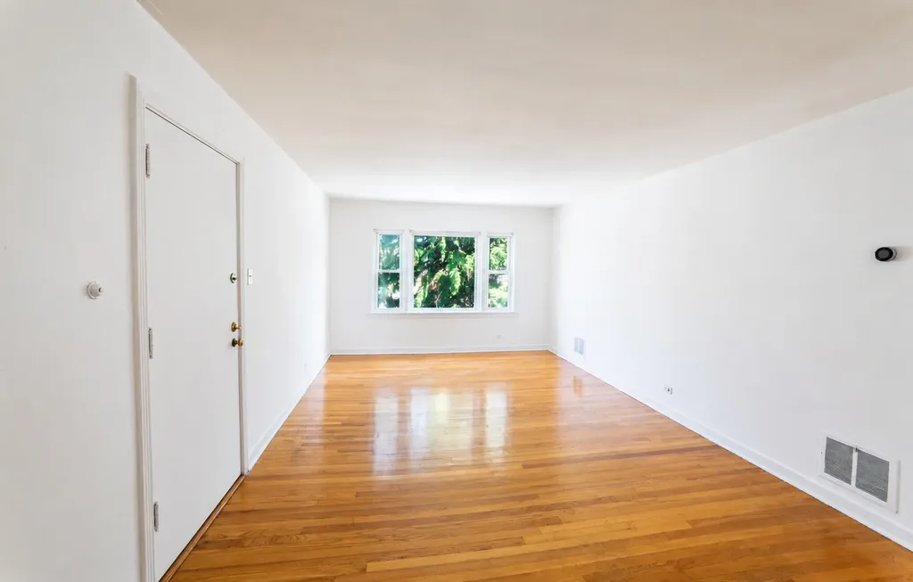 10518 South Artesian Avenue Chicago IL 60655