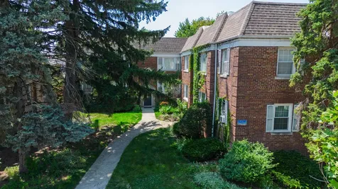 10518 South Artesian Avenue Chicago IL 60655