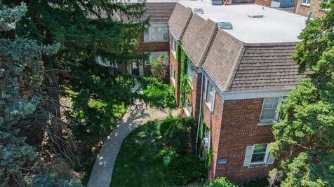 10518 South Artesian Avenue Chicago IL 60655