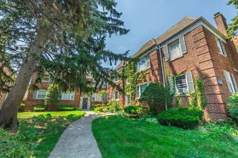 10518 South Artesian Avenue Chicago IL 60655