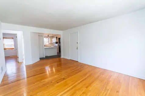 10518 South Artesian Avenue Chicago IL 60655