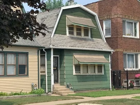 9726 South Avenue J Chicago IL 60617