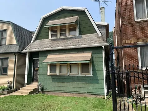 9726 South Avenue J Chicago IL 60617