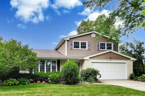 2620 North Phelps Avenue Arlington Heights IL 60004