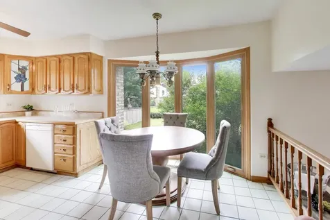 2620 North Phelps Avenue Arlington Heights IL 60004