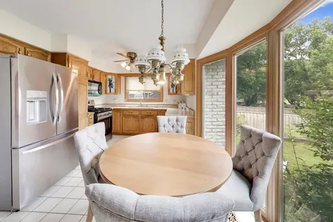 2620 North Phelps Avenue Arlington Heights IL 60004