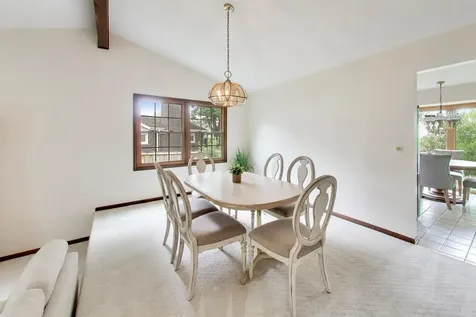 2620 North Phelps Avenue Arlington Heights IL 60004