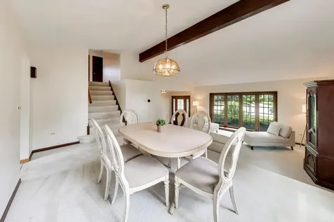 2620 North Phelps Avenue Arlington Heights IL 60004