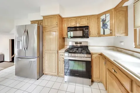 2620 North Phelps Avenue Arlington Heights IL 60004
