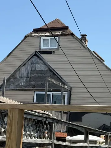 4256 North Meade Avenue Chicago IL 60634