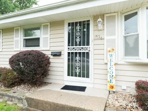 1527 South Main Street Belvidere IL 61008