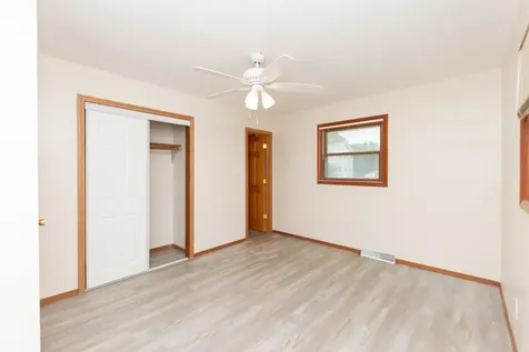 1527 South Main Street Belvidere IL 61008