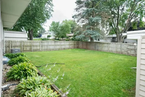 1527 South Main Street Belvidere IL 61008