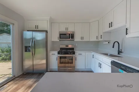 65 Laurel Trail Wheeling IL 60090