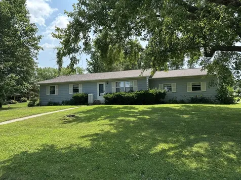 804 North Birch Drive Lena IL 61048