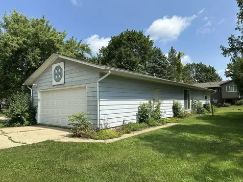 804 North Birch Drive Lena IL 61048