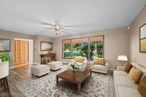 6231 Linden Lane La Grange Highlands IL 60525