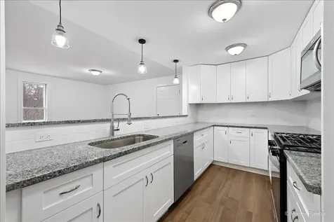 544 North Hainesville Road Round Lake Park IL 60073